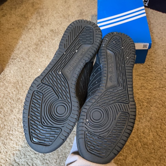 Yeezy power phase - Picture 5 of 5